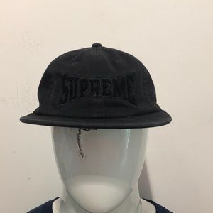 Supreme strapback